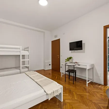 Stayeasy Filzi41 - 2 Bedrooms 2 Baths - Station