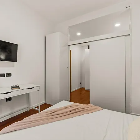 Stayeasy Filzi41 - 2 Bedrooms 2 Baths - Station