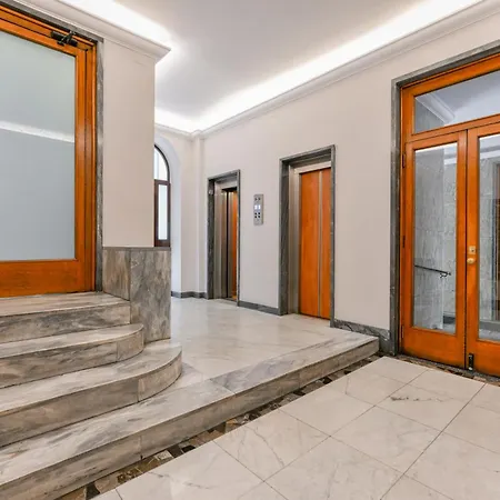 Stayeasy Filzi41 - 2 Bedrooms 2 Baths - Station Apartment