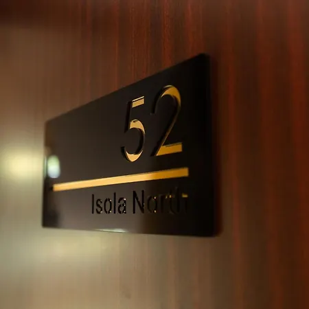 Daire Isola North 52