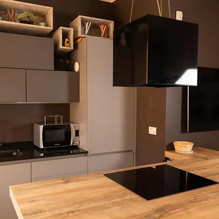 Isola North 52 Daire *