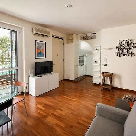 Big Fiera Terrace - Amendola M1 Milan