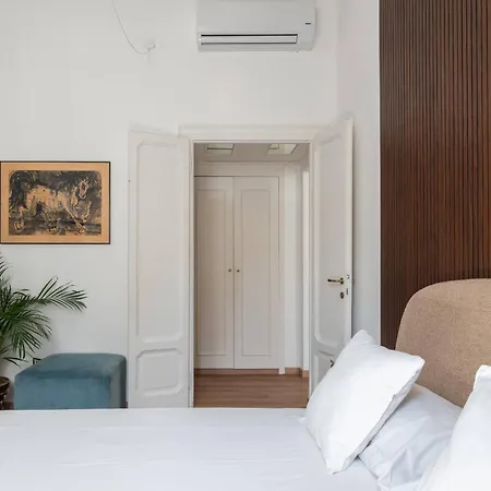 Santa Sofia Penthouses شقة