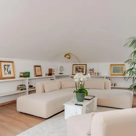 Santa Sofia Penthouses ميلان