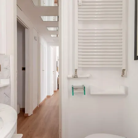 Santa Sofia Penthouses شقة ميلان