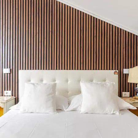 Santa Sofia Penthouses *