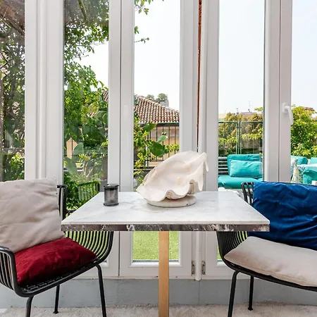 Penthouse With Super Terrace شقة ميلان