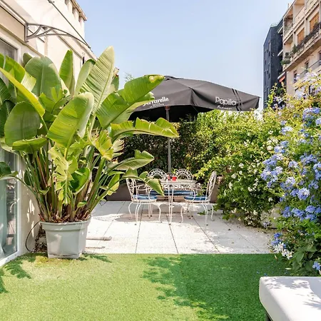 Penthouse With Super Terrace شقة *