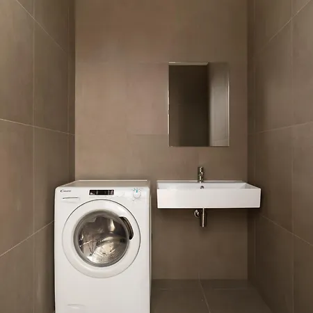 Limehome Navigli Милан