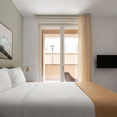Limehome Navigli 4*