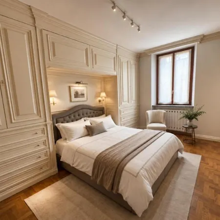 Duomo 2 Min A Piedi - 95mq Designer Con Posto Auto Privato Incluso Aria Condizionata * מילאנו