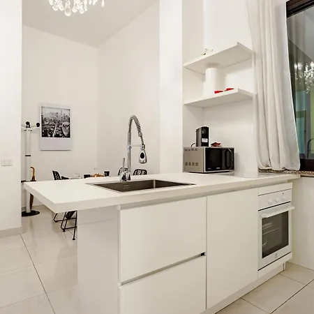 Duomo E Tribunale Luxury 2 Bedroom 2 Bathroom *