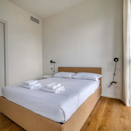Lägenhet Bright 1br Near To The Center Of Milano