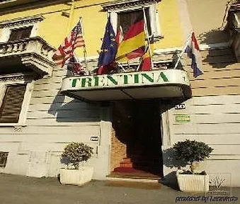 Otel Trentina 2*