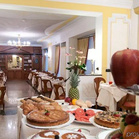 Marconi Hotel
