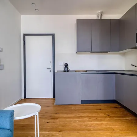 Bright 1br Near To The Center Of דירה מילאנו