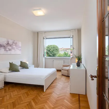 Chimes, Fontana - Your From Appartement