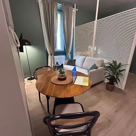 Urban House فندق مبيت وإفطار 4*