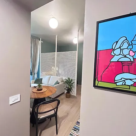Urban House 4* ميلان