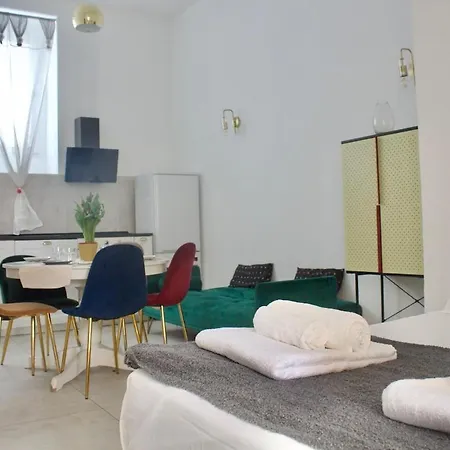 Appartement Urban 1-br Atelier 1 Min To Romolo