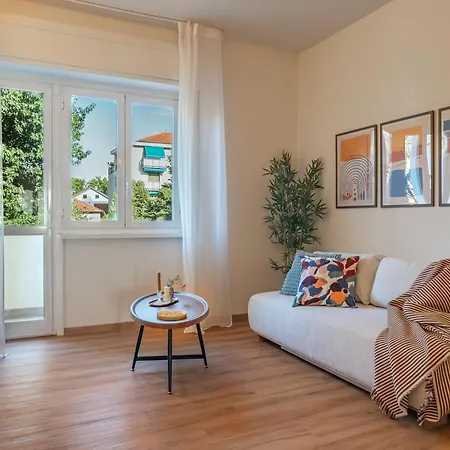 New! Modern Milanese - 3 Min To Metro Appartement *