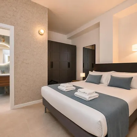 New Design With Balcony, Bocconi 10 Min Walk, 4 Guests