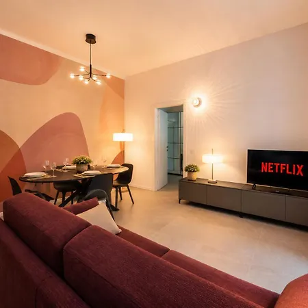 شقة Modern Large Apartment, Bocconi 10 Min Walk, Porta Romana, 4 Guests ميلان