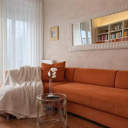 Stylish Retreat At Pop Portaluppi *
