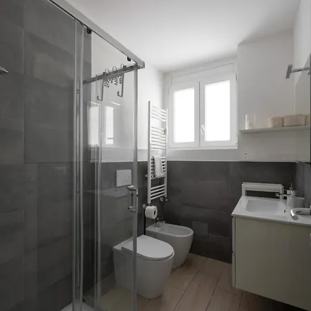 Bande Nere San Siro Moderno Bilocale Appartement *