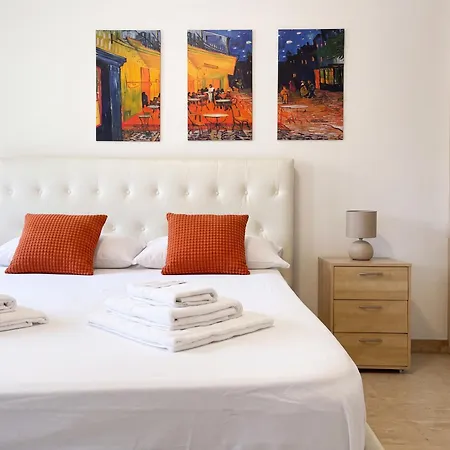Navigli - Sunny & Peaceful Flat In Leafy Courtyard