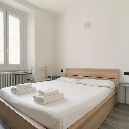Guesthost - Bright X4 Dergano Mm3 Lägenhet Milano