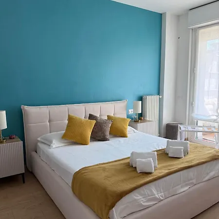 Unipol Dome | Terrace, Park View & Parking Appartement