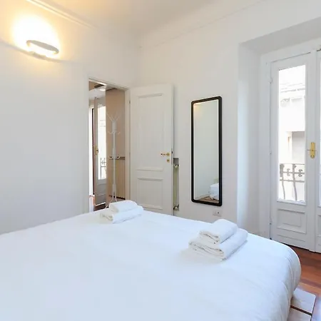 Xenia - 2 In Via Perugino 16 Lägenhet Milano