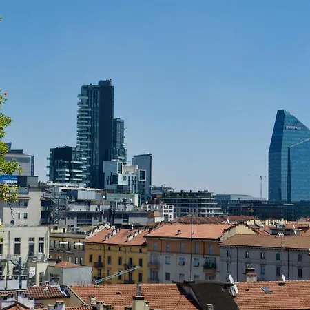 Lägenhet Stupendo Attico In Moscova Milano
