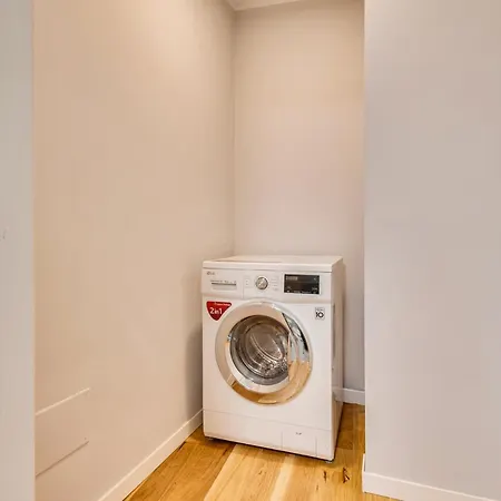 Appartement New Milanocorso Italia Via Burigozzo 4 Pax Wi-fi Milaan
