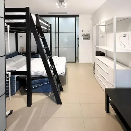 Elegant Balcony In Duomo Ac Wifi And Free Washing Mashine Appartement