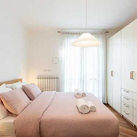 Ermes - 2 With Private Bathroom Appartement Milaan