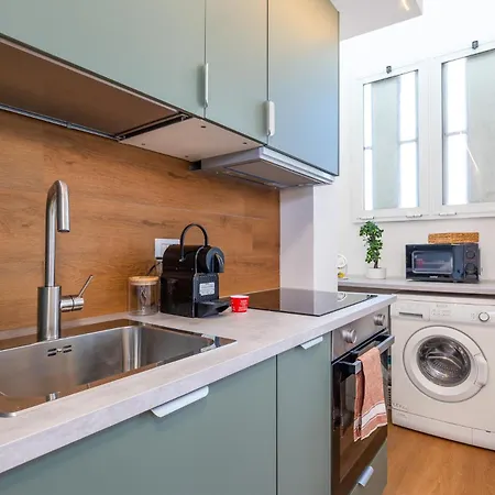 Apartamento Modern With Balcony In For 4 *