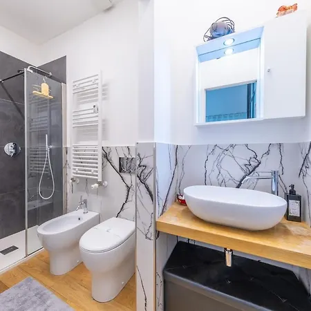 Arco Della Pace Luxurious 1-bedroom With Ac Appartement Milaan