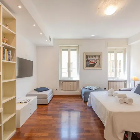 Urban Five - Bright 6th Floor Aprt -10 Min To Duomo Appartement