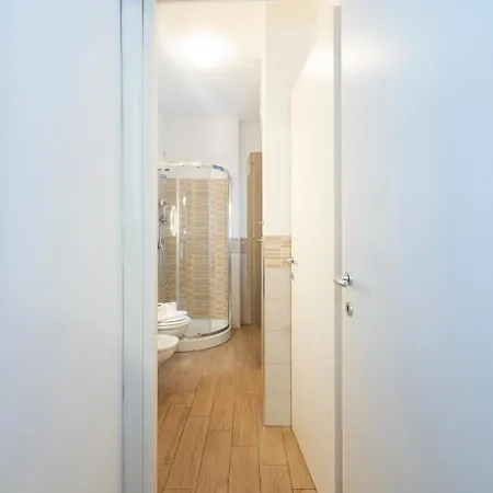 I-host - Modern 1br For 5 Near Porta Romana Appartement *