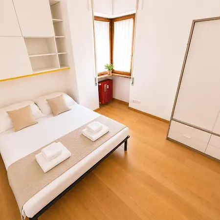 Appartement 10 Min Walk To Metro M2 - Close To Forum Assago *