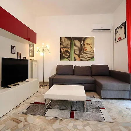 Red Touch Flat - Design & San Siro מילאנו