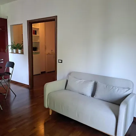 Agrippa 24 * Milan
