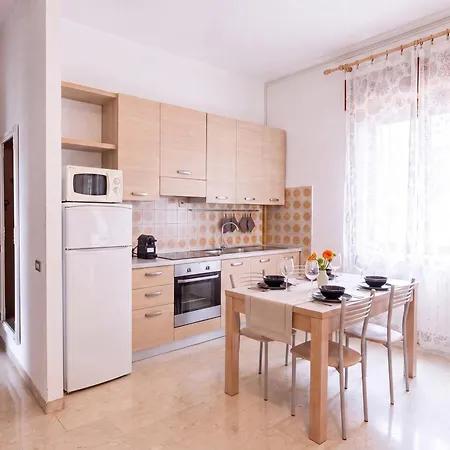 Navigli - Sunny & Peaceful Flat In Leafy Courtyard Appartement