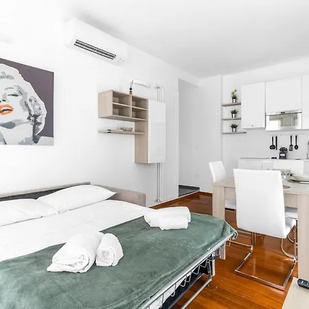 Appartement Citylife - Metro M1 Buonarroti - Terrazza Privata - X4 *
