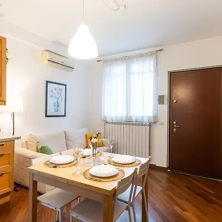 Ermes - 2 With Private Bathroom Appartement Milaan