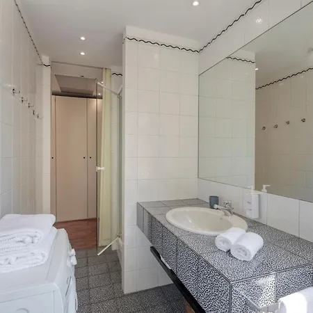 Urban Five - Bright 6th Floor Aprt -10 Min To Duomo Milaan