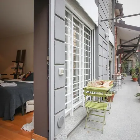 Isola Design Townhouse On 3 Levels & Terrace & Garage Lägenhet *