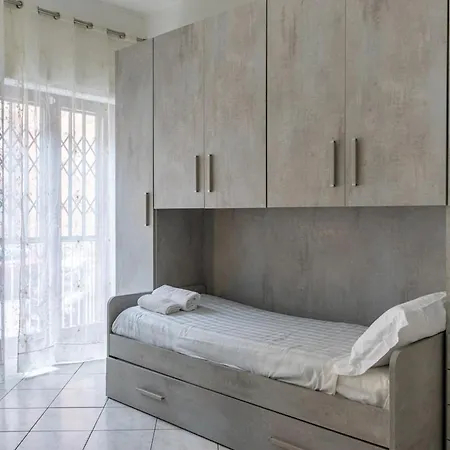 Pina's Three-room Apartment, Parking Space & Garden Daire